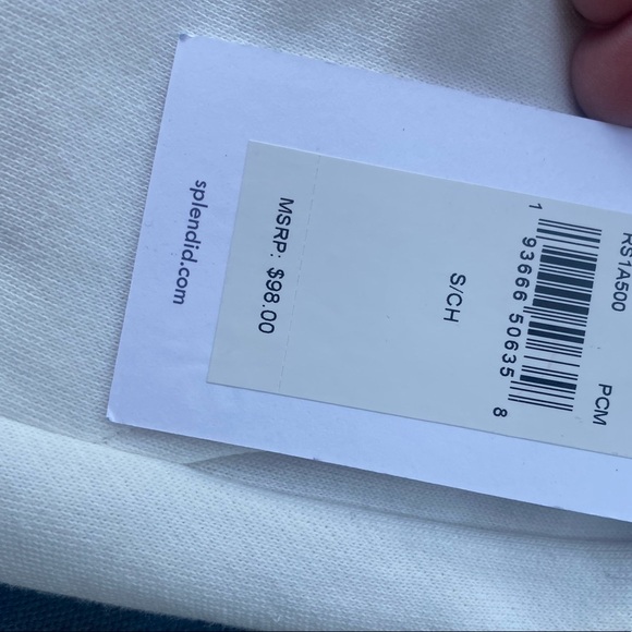 Cute and SUMMERY☀️🌴🌊SPLENDID shorts! White "sweatshirt"material w/pink trim!! - Picture 12 of 12